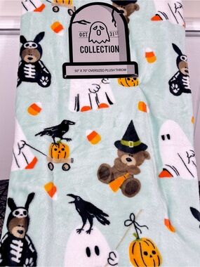 NW Oct 31st Collection Teddy Bears and Ghosts Halloween Blanket 50x70